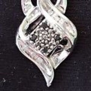 Black/White Diamonds 1/20 ct Necklace